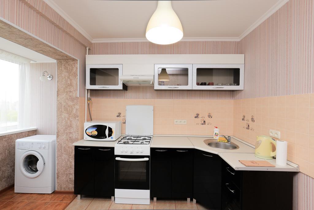Apartment On Obolonskiy Prospect 12 Kyiv Exterior photo